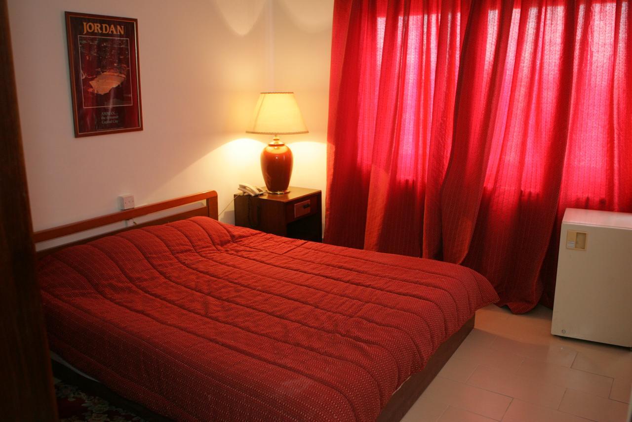 Dove Hotel Amman Bagian luar foto